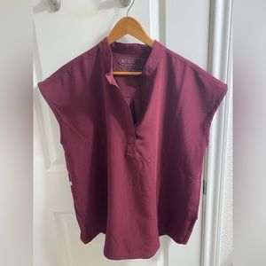 Figs burgundy NWOT Rafaela scrub top